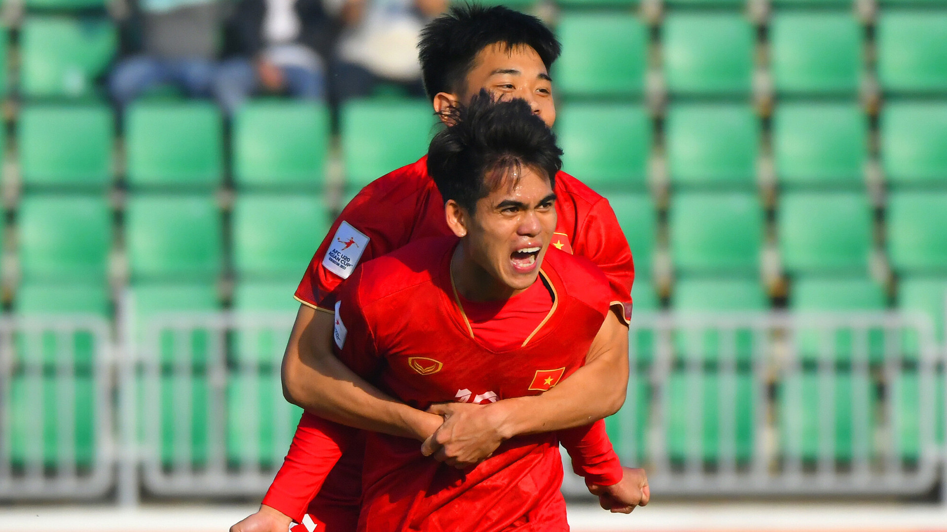 Cổ động viên châu Á chỉ trích trọng tài, tiếc cho U20 Việt Nam - 1