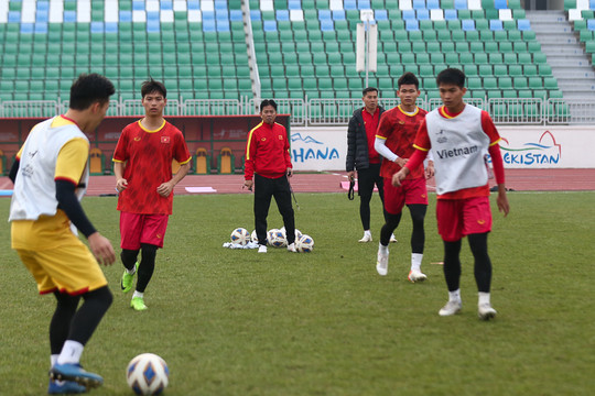 U20 Việt Nam chuẩn bị kỹ thể lực cho trận đấu quyết định với U20 Iran